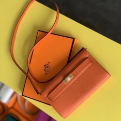 Miglior sito Replica Portafoglio Hermes Kelly Classique To Go Epsom arancia Imitazioni Outlet Online