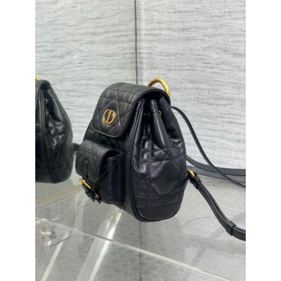 Migliore Repliche Zaino piccolo Dior Caro in pelle di agnello macrocannage nera Economiche Outlet Online
