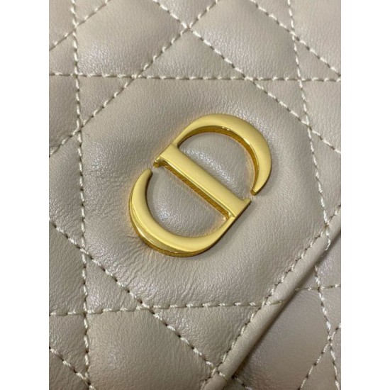 Replica perfetta Zaino medio Dior Caro in pelle di agnello macrocannage beige Imitazione Outlet Online