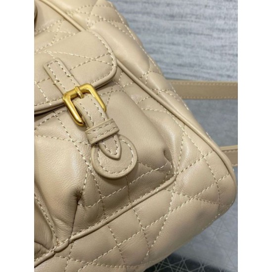 Replica perfetta Zaino medio Dior Caro in pelle di agnello macrocannage beige Imitazione Outlet Online