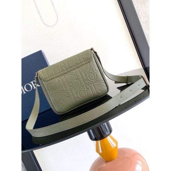 Perfette Qualità Repliche Borsa a tracolla da uomo Dior con patta in pelle kaki Gravity Imitazione