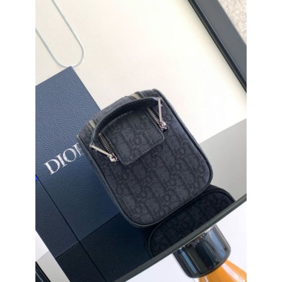 Migliore Repliche Borsa da toilette Dior in jacquard nero obliquo Dior Economiche Outlet Online