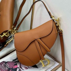 Miglior Falso Borsa Saddle Dior con tracolla in pelle di vitello martellata marrone Economiche Premium
