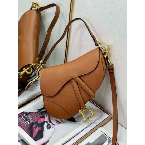 Miglior Falso Borsa Saddle Dior con tracolla in pelle di vitello martellata marrone Economiche Premium