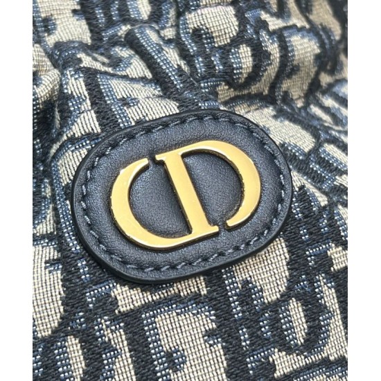 Repliche Dior 30 Montaigne Mini Bucket Bag con coulisse Blu scuro Imitazioni Premium Migliore Repliche Dior 30 Montaigne Mini Bucket Bag con coulisse Blu scuro Economiche Outlet Online