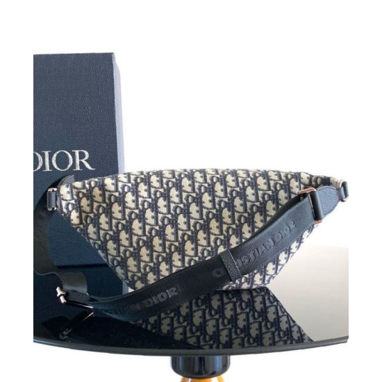 Borsa a marsupio Dior Dior 8 Blu Scuro Replica originale di alta qualità Replica perfetta Borsa a marsupio Dior Dior 8 Blu Scuro Imitazione Outlet Online