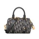 Repliche Borsa Dior Groove 20 Dior Oblique jacquard Blu scuro Imitazioni Premium Replica perfetta Borsa Dior Groove 20 Dior Oblique jacquard Blu scuro Imitazione Outlet Online