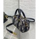 Perfette Qualità Repliche Borsa Dior Groove 16 Mini Dior Oblique jacquard Blu scuro Imitazione Replica perfetta Borsa Dior Groove 16 Mini Dior Oblique jacquard Blu scuro Imitazione Outlet Online