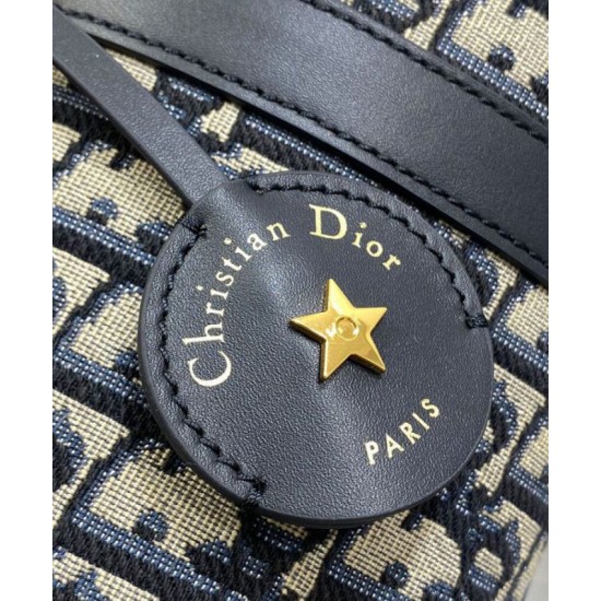 Perfette Qualità Repliche Borsa Dior Groove 16 Mini Dior Oblique jacquard Blu scuro Imitazione Replica perfetta Borsa Dior Groove 16 Mini Dior Oblique jacquard Blu scuro Imitazione Outlet Online