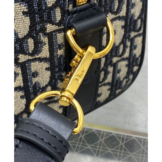 Perfette Qualità Repliche Borsa Dior Groove 16 Mini Dior Oblique jacquard Blu scuro Imitazione Replica perfetta Borsa Dior Groove 16 Mini Dior Oblique jacquard Blu scuro Imitazione Outlet Online