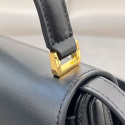 Perfette Qualità Repliche Borsa a marsupio Dior 30 Montaigne Avenue Media Nero Imitazione