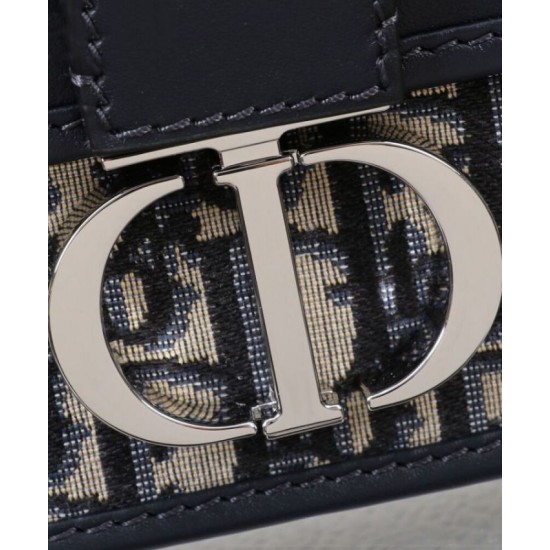 Replica perfetta Dior 30 Montaigne East-West Bag con catena Blu scuro Imitazione Outlet Online