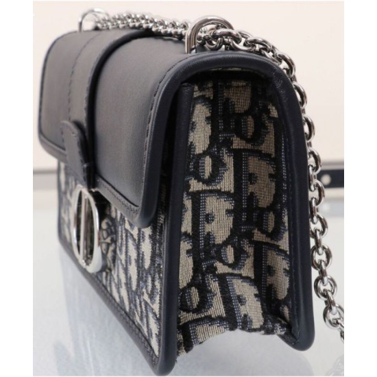 Replica perfetta Dior 30 Montaigne East-West Bag con catena Blu scuro Imitazione Outlet Online