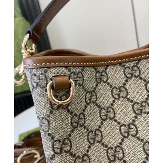 Miglior Falso Borsa a secchiello Gucci GG Emblem Mini 815118 Caffè Economiche Premium