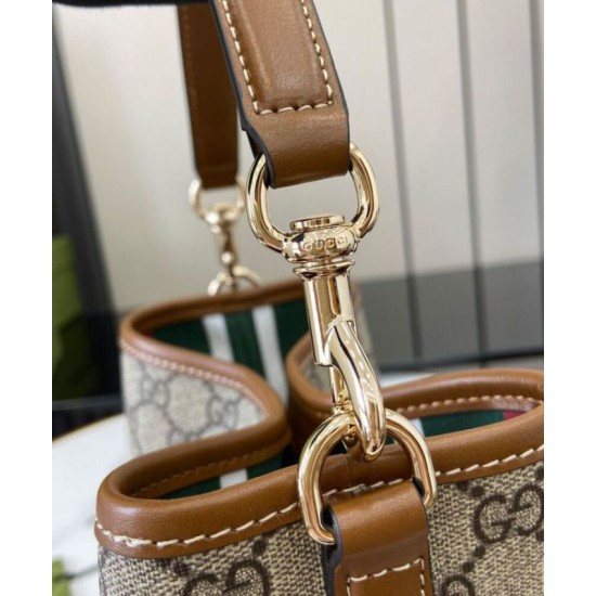 Miglior Falso Borsa a secchiello Gucci GG Emblem Mini 815118 Caffè Economiche Premium