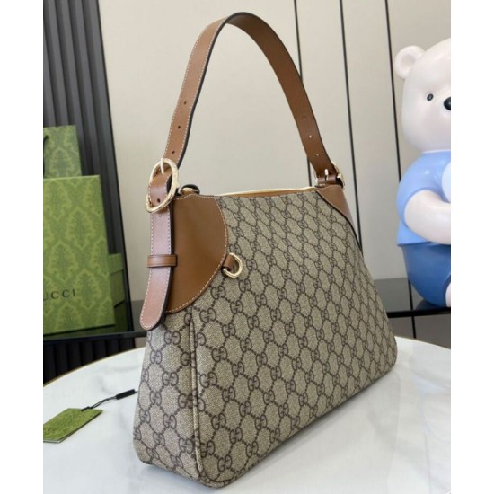 Borsa a tracolla media Gucci GG Emblem 815217 Caffè Replica originale di alta qualità Replica perfetta Borsa a tracolla media Gucci GG Emblem 815217 Caffè Imitazione Outlet Online