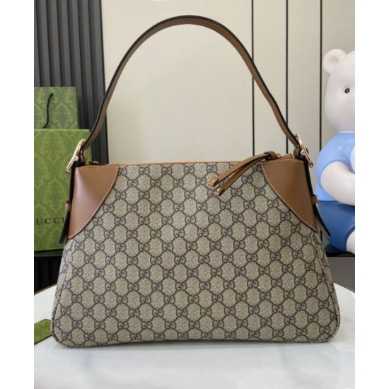 Borsa a tracolla media Gucci GG Emblem 815217 Caffè Replica originale di alta qualità Replica perfetta Borsa a tracolla media Gucci GG Emblem 815217 Caffè Imitazione Outlet Online