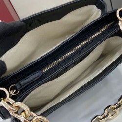 Migliore Repliche Borsa a tracolla piccola Gucci GG Emblem 815263 Nero Economiche Outlet Online