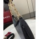 Miglior Falso Borsa a tracolla piccola Gucci con stemma GG 815409 Nera Economiche Premium