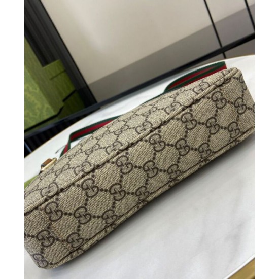 Miglior Falso Borsa a tracolla piccola Gucci GG Emblem 815218 Caffè Economiche Premium