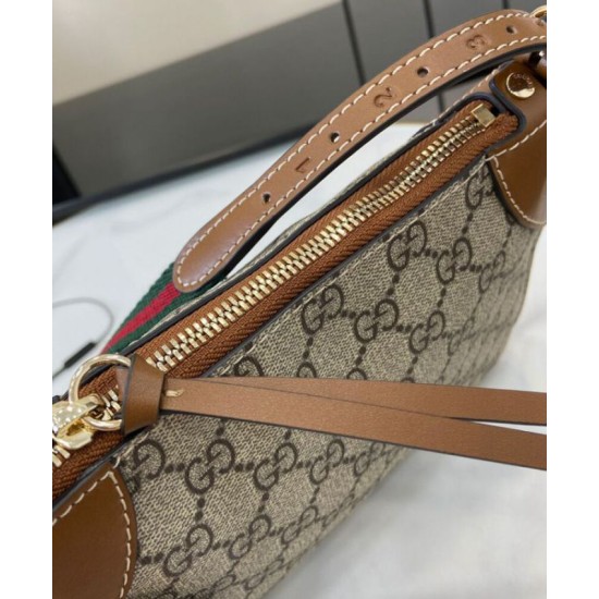 Miglior Falso Borsa a tracolla piccola Gucci GG Emblem 815218 Caffè Economiche Premium