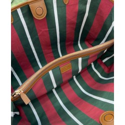 Replica perfetta Borsa tote media Gucci GG Emblem 815213 Caffè Imitazione Outlet Online