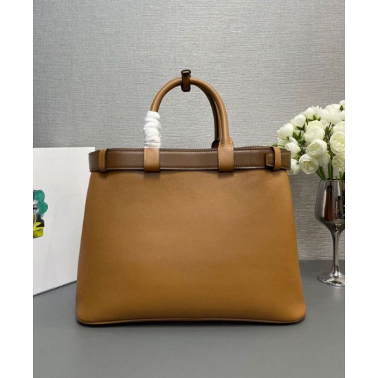 Perfette Qualità Repliche Borsa a mano grande con fibbia Prada con cintura 1BA416 Caffè Imitazione Replica perfetta Borsa a mano grande con fibbia Prada con cintura 1BA416 Caffè Imitazione Outlet Online