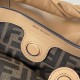 Repliche Borsa hobo Fendi Spy piccola/media/grande con manico ritorto color albicocca Imitazioni Outlet Italia