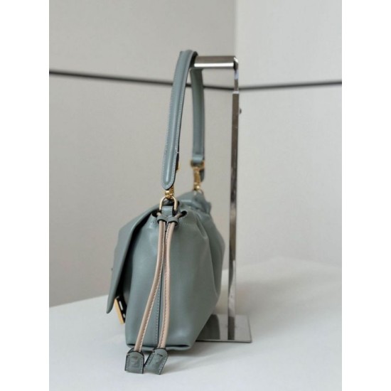 Repliche Borsa Fendi Mamma Baguette Media/Grande grigio tortora Imitazioni Outlet Italia