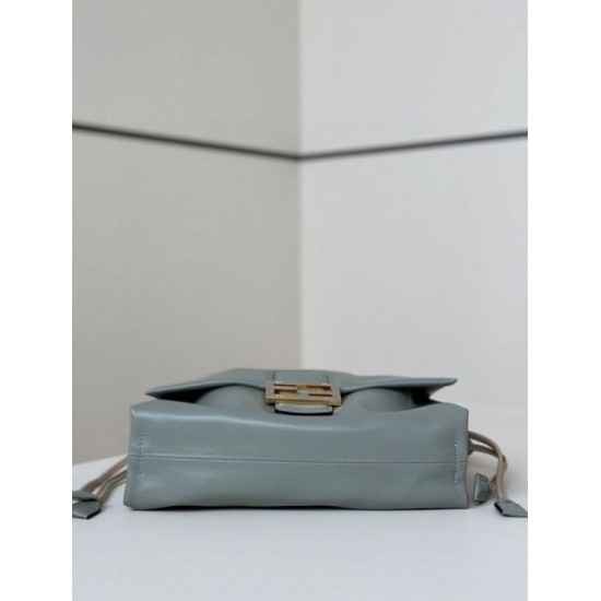 Repliche Borsa Fendi Mamma Baguette Media/Grande grigio tortora Imitazioni Outlet Italia