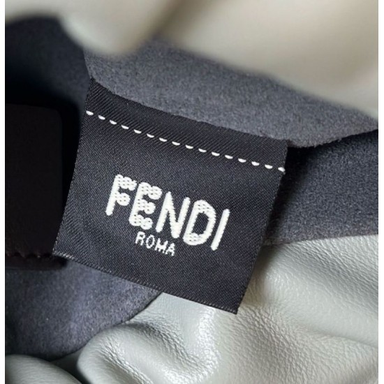 Repliche Borsa Fendi Mamma Baguette Media/Grande grigio tortora Imitazioni Outlet Italia