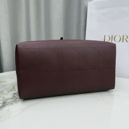 Repliche Borsa Dior Toujours Media/Grande pelle di vitello Macrocannage Borgogna Imitazioni Outlet Italia