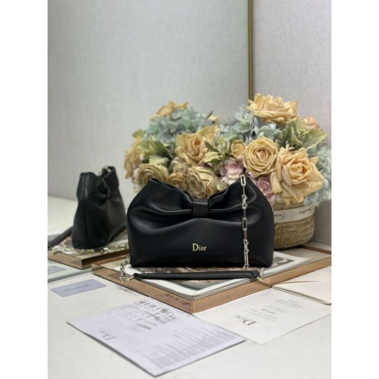 Replica Borsa Dior Bow con fiocco nero e metallo finitura oro False Online Repliche Borsa Dior Bow con fiocco nero e metallo finitura oro Imitazioni Outlet Italia