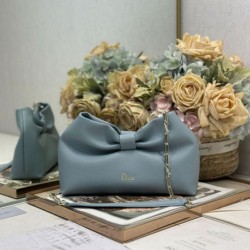 Repliche Borsa Dior Bow con fiocco blu e metallo finitura oro Imitazioni Outlet Italia