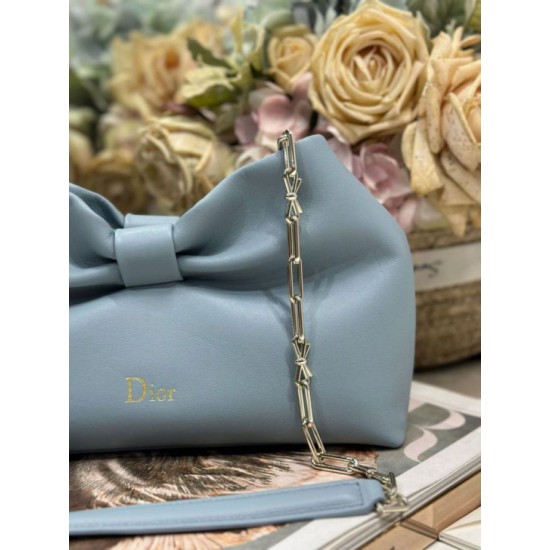 Replica Borsa Dior Bow con fiocco blu e metallo finitura oro False Online Repliche Borsa Dior Bow con fiocco blu e metallo finitura oro Imitazioni Outlet Italia