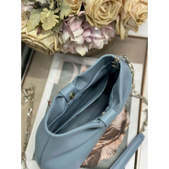 Replica Borsa Dior Bow con fiocco blu e metallo finitura oro False Online Repliche Borsa Dior Bow con fiocco blu e metallo finitura oro Imitazioni Outlet Italia
