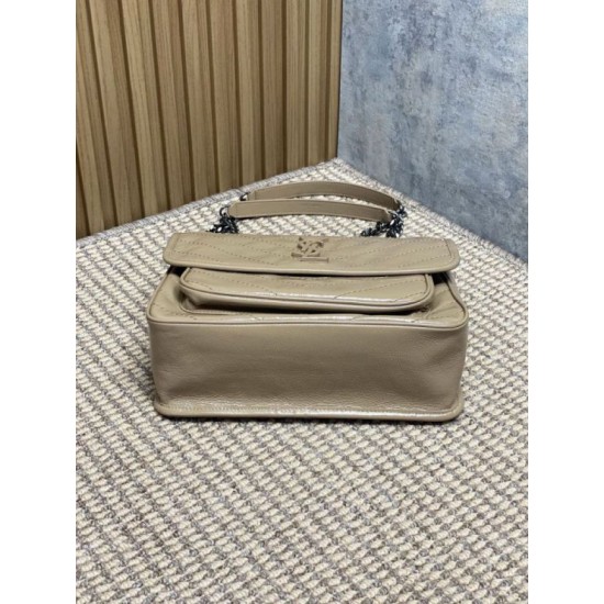 Repliche Borsa a tracolla vintage Niki media YSL Saint Laurent pelle cerata e oliata Albicocca Imitazioni Outlet Italia