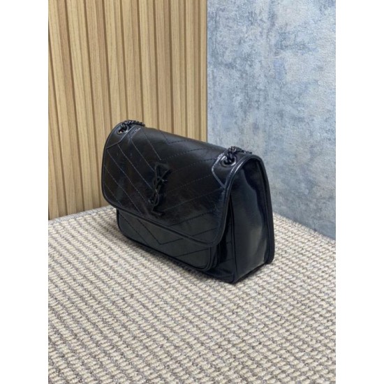 Repliche Borsa a tracolla vintage Niki media YSL Saint Laurent pelle cerata e oliata Nero Imitazioni Outlet Italia
