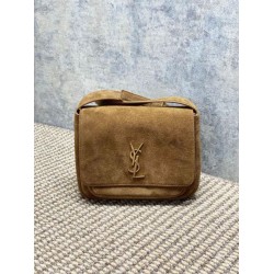 Repliche Borsa a tracolla YSL Saint Laurent Niki Besace marrone scamosciato  Imitazioni Outlet Italia