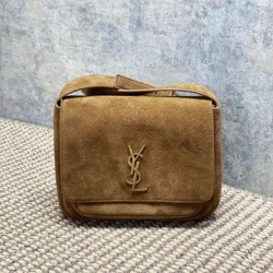 Repliche Borsa a tracolla YSL Saint Laurent Niki Besace marrone scamosciato  Imitazioni Outlet Italia