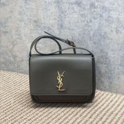 Repliche Borsa a tracolla YSL Saint Laurent Niki Besace grana Muschio leggero Imitazioni Outlet Italia