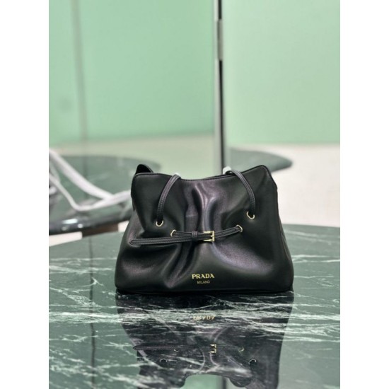 Replica Borsa a spalla Prada Dada piccola in nappa nera False Online Repliche Borsa a spalla Prada Dada piccola in nappa nera Imitazioni Outlet Italia