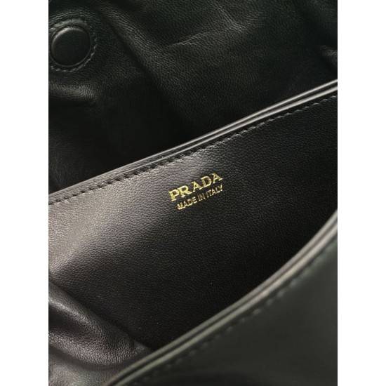 Replica Borsa a spalla Prada Dada piccola in nappa nera False Online Repliche Borsa a spalla Prada Dada piccola in nappa nera Imitazioni Outlet Italia