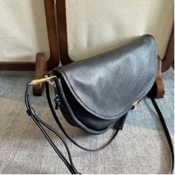 Repliche Borse Celine Halfmoon Soft Triomphe morbida pelle di agnello lucida Nera Imitazioni Outlet Italia