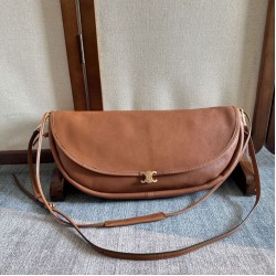 Repliche Borse Celine Halfmoon Soft Triomphe morbida pelle di agnello lucida Marrone Imitazioni Outlet Italia