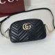 Repliche Gucci 855273 GG Marmont borsa piccola per fotocamera nera Imitazioni Outlet Italia