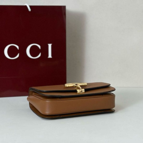 Repliche Borsa a tracolla piccola Siena Gucci 846705 marrone Imitazioni Outlet Italia
