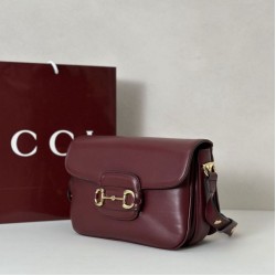 Repliche Borsa a tracolla piccola Gucci Horsebit 1955 Aura 847063 Borgogna Imitazioni Outlet Italia
