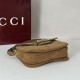 Repliche Borsa a tracolla piccola Gucci Horsebit 1955 Aura 847063 Pelle scamosciata Borgogna Imitazioni Outlet Italia