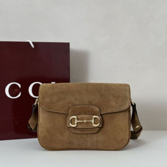 Repliche Borsa a tracolla piccola Gucci Horsebit 1955 Aura 847063 Pelle scamosciata Borgogna Imitazioni Outlet Italia